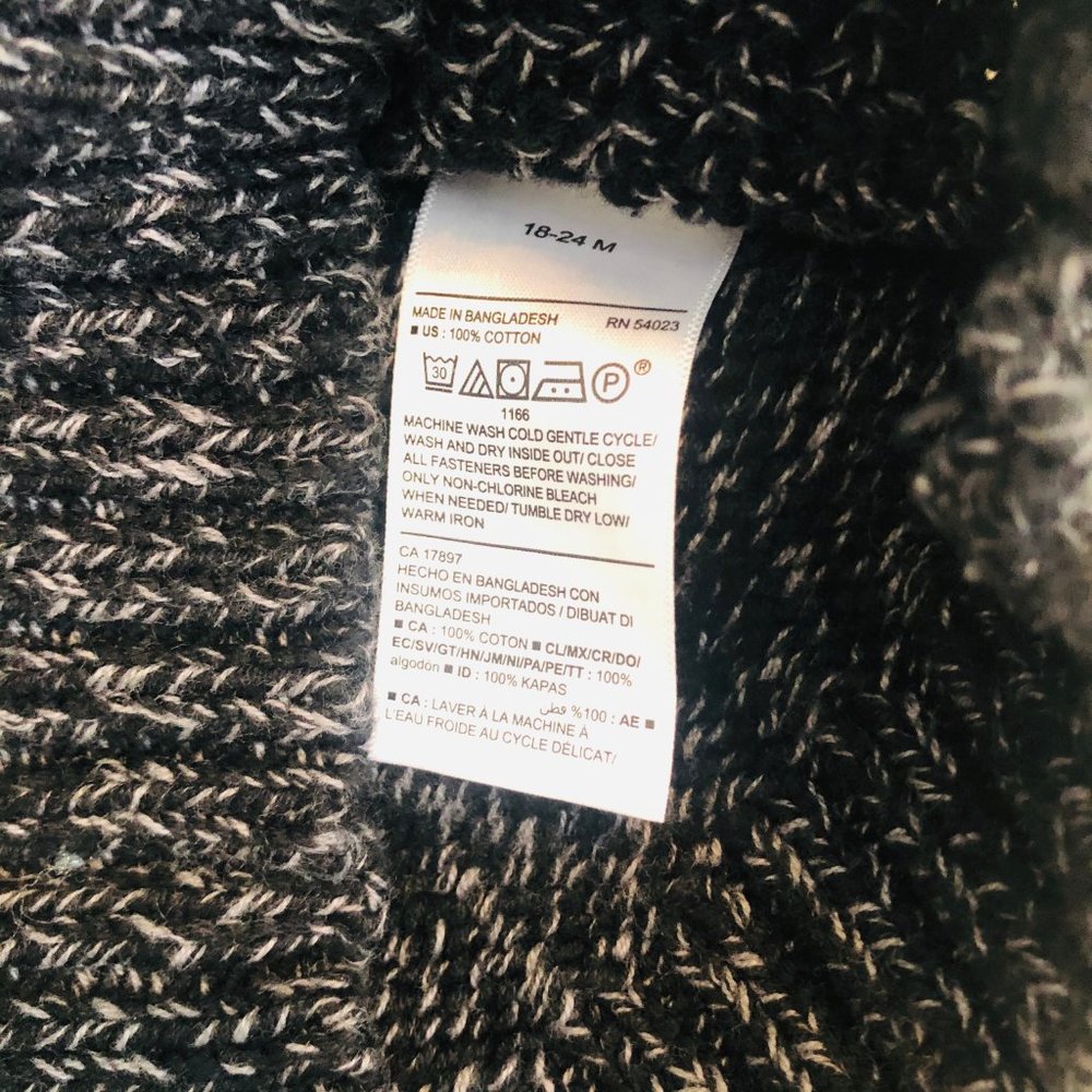 Old Navy Cable Knit Sweater and Cardigan Bundle - Picture 7 of 9
